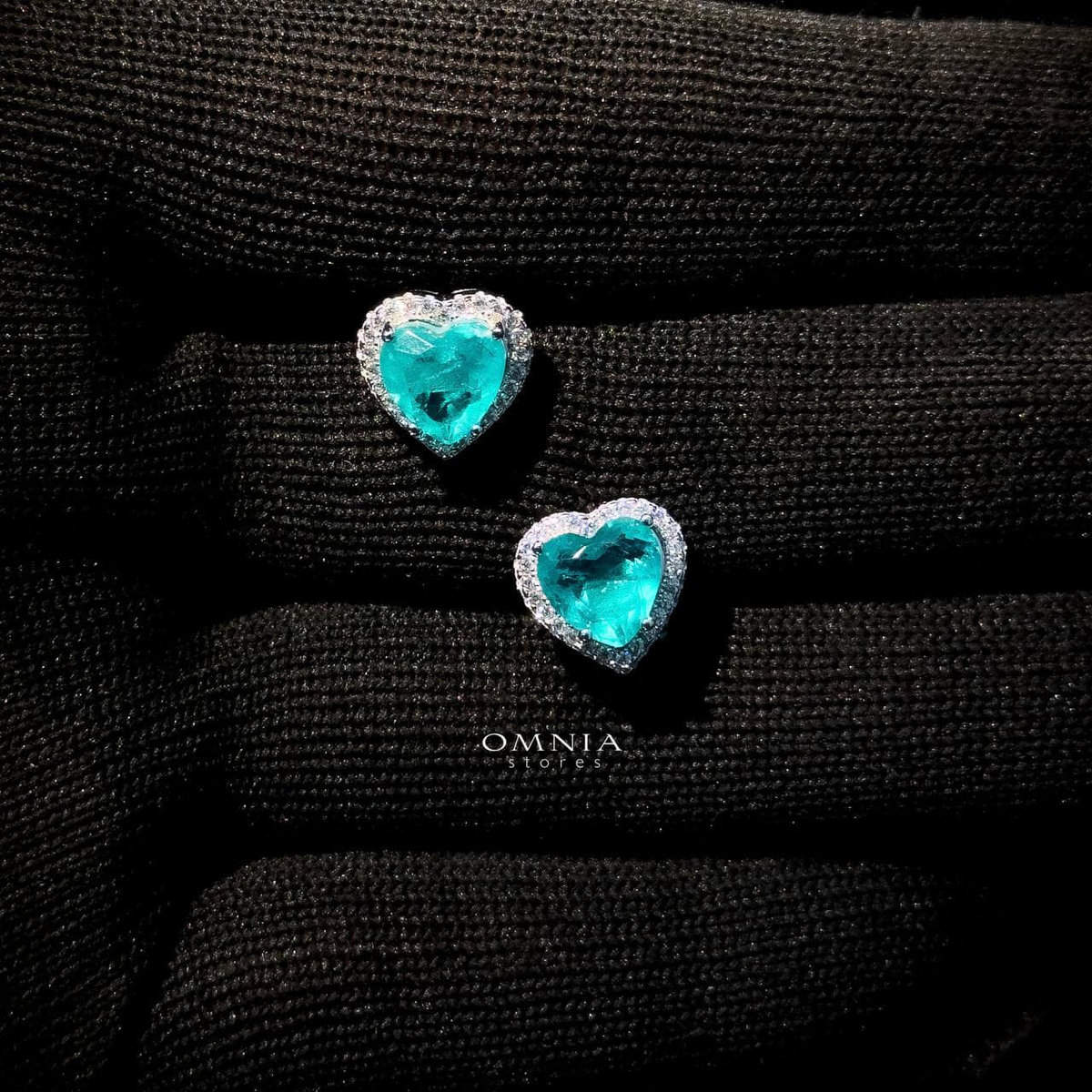 Omnia Latifa Green Earring in 92.5 Silver High Quality Simulated diamonds - OMNIASTORES UAE