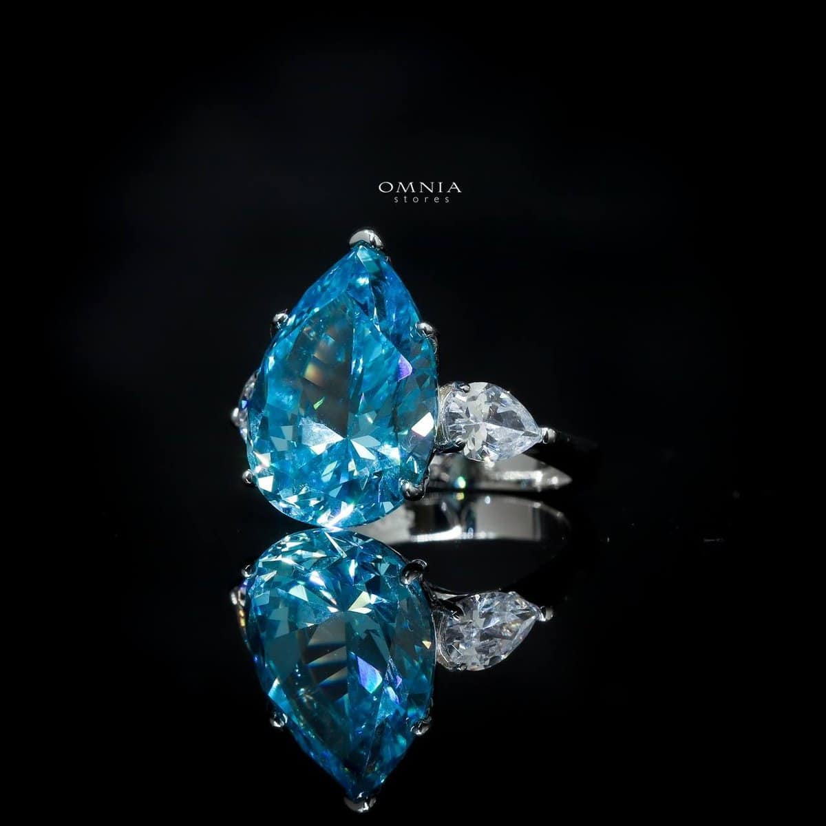 Omnia Carima Sky Blue Ring 2.00 Carat in 92.5 Silver High Quality Simulated Diamonds - OMNIASTORES UAE