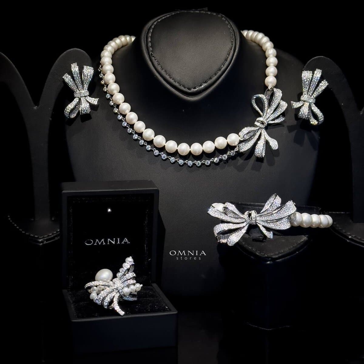 Omnia Murphy Fresh Real Water Pearl Full Set in 925 Silver Accessories High Quality Simulated Diamonds - OMNIASTORES UAE