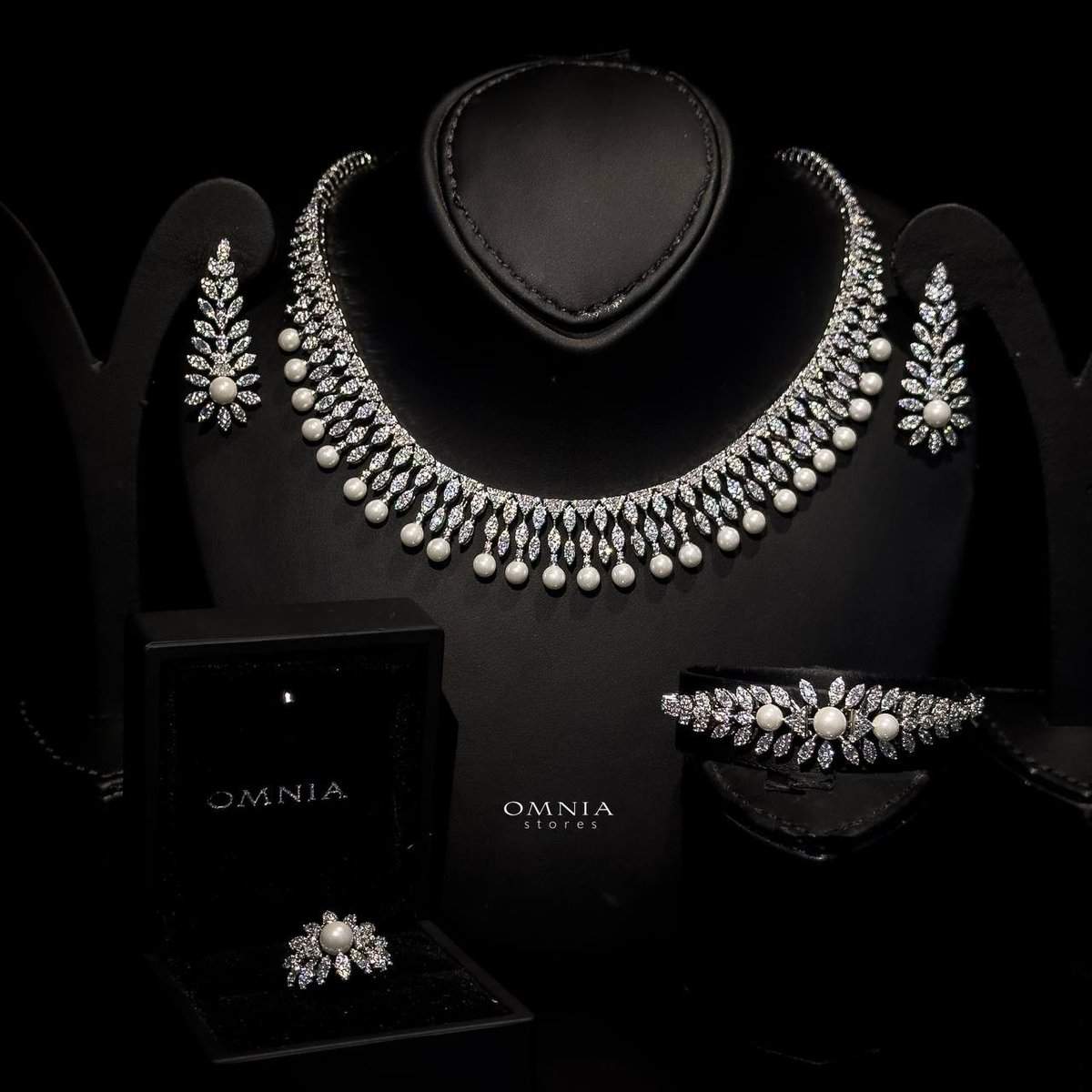 Omnia shaika - OMNIASTORES UAE