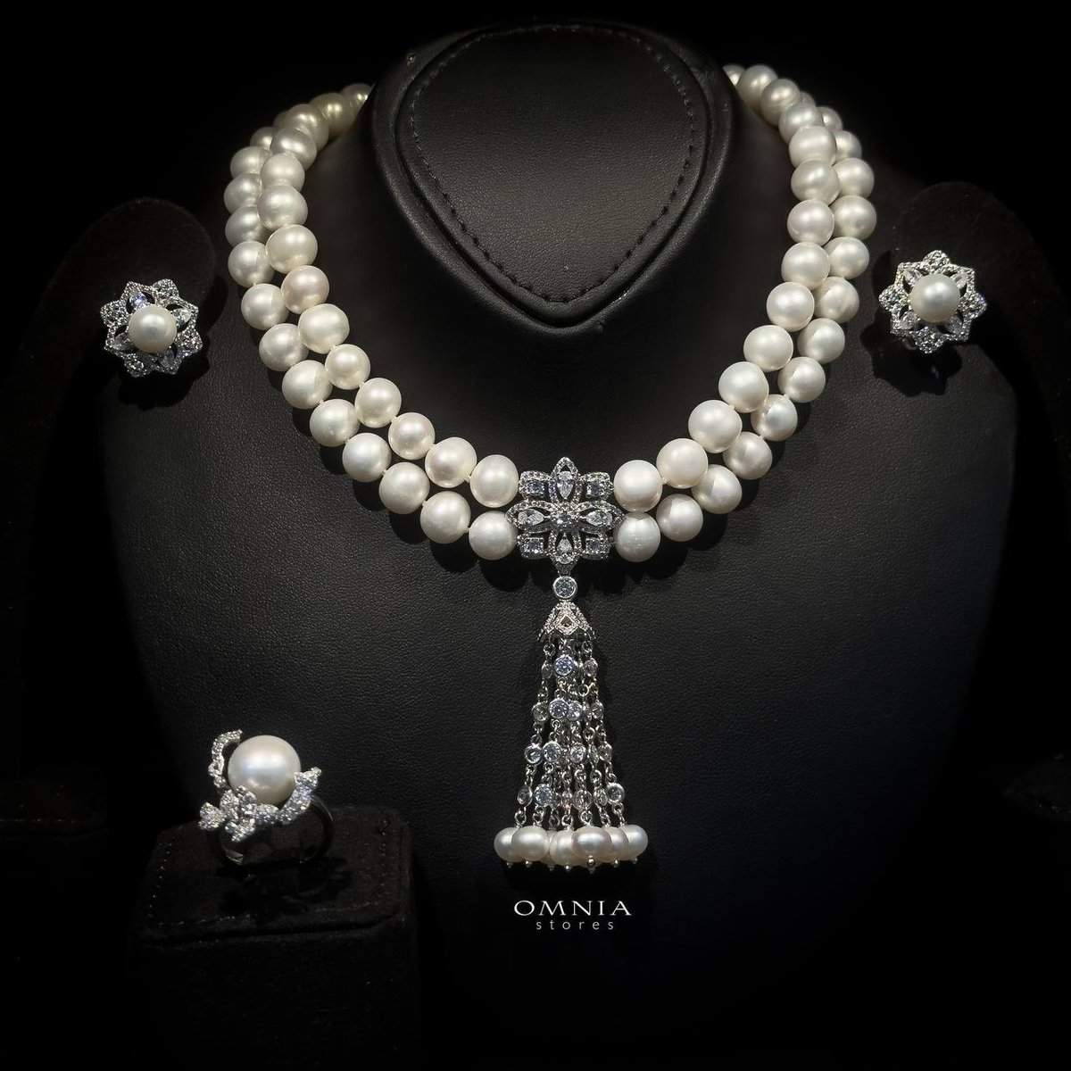 Omnia Janine Fresh Real Water Pearl Set in 925 Silver High Quality Simulated diamonds - OMNIASTORES UAE