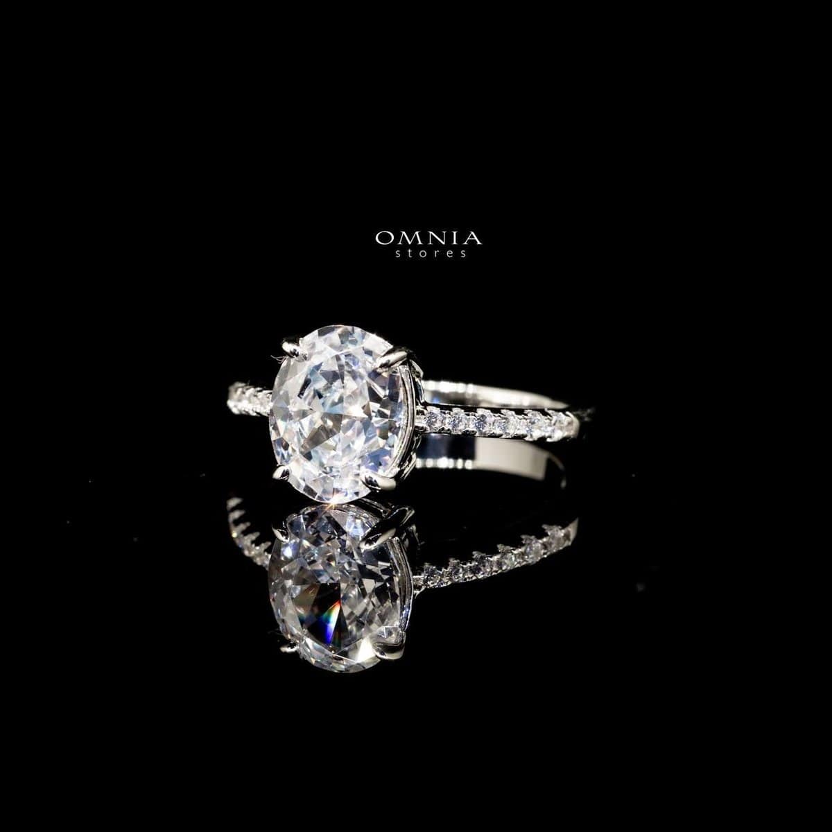 Omnia Bambina White Ring in 92.5 Silver High Quality Simulated diamonds - OMNIASTORES UAE
