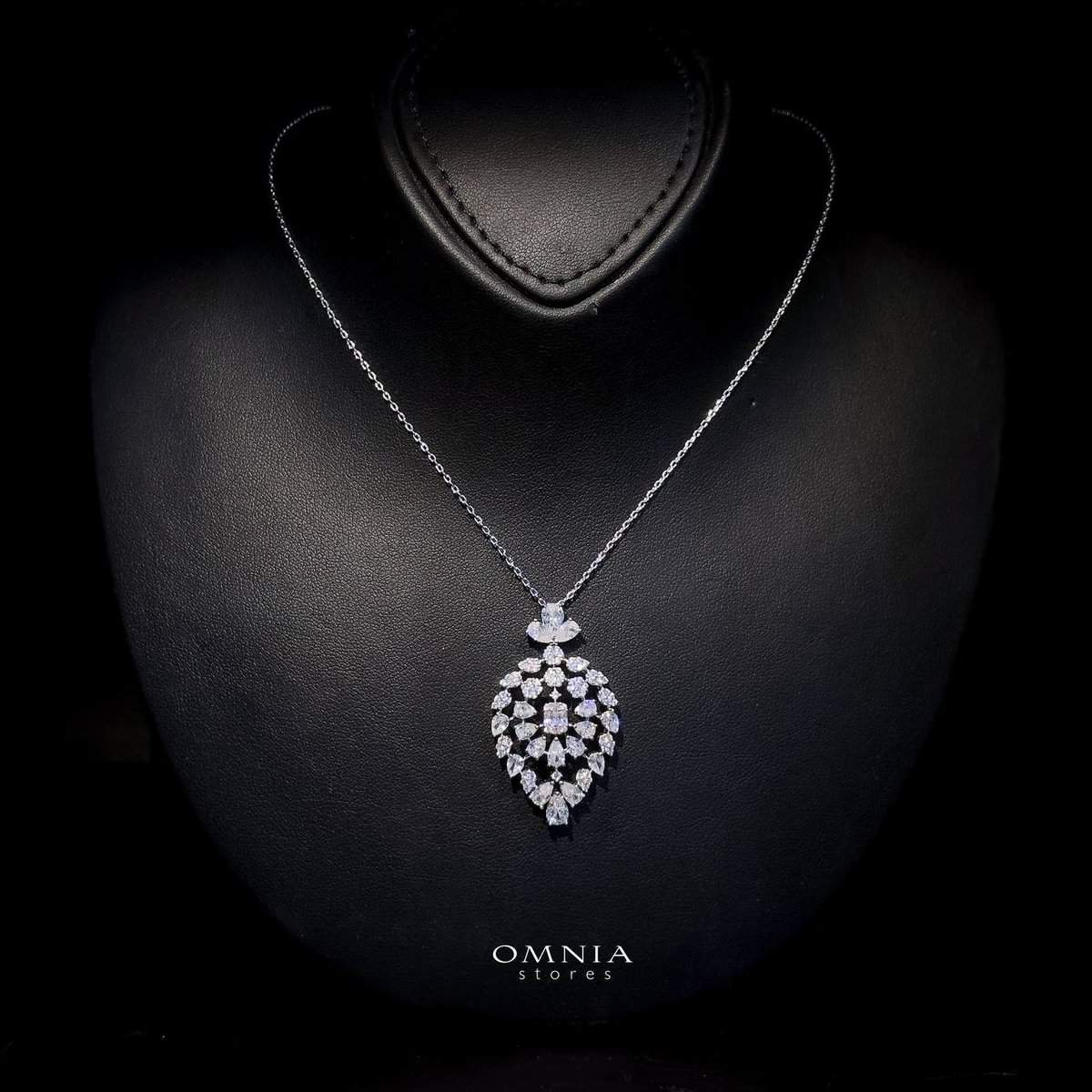 Omnia Ashwaq White Set in High Quality Zircon Stone - OMNIASTORES UAE