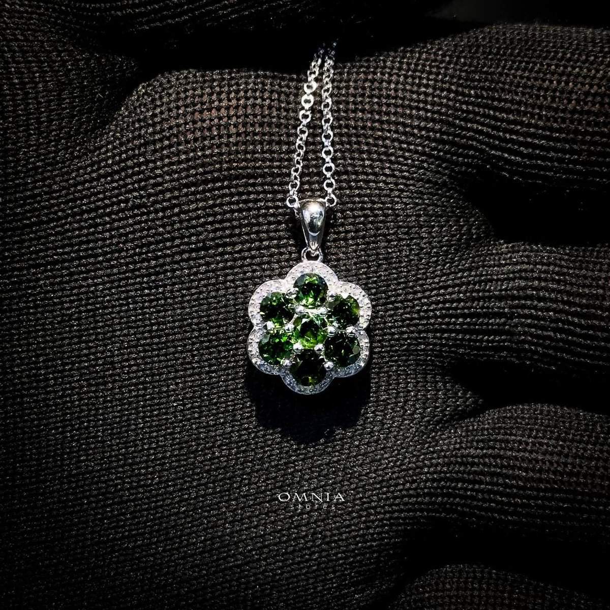 Omnia Aliah Necklace in 92.5 Silver High Quality Pyroxene Stone - OMNIASTORES UAE