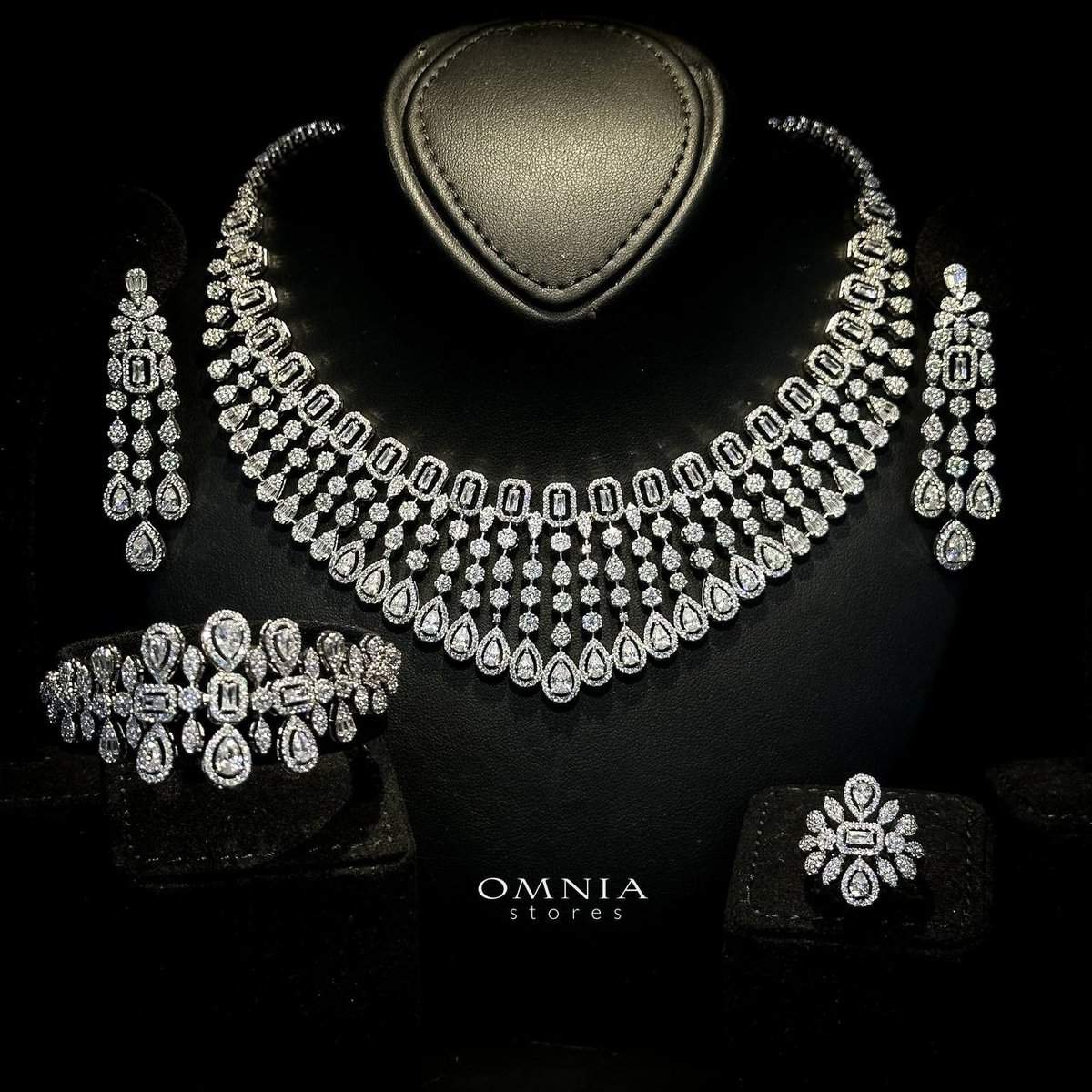 Omnia Latifa Bridal Full Set Accessories in High Quality Zircon Stone Rhodium Plated - OMNIASTORES UAE