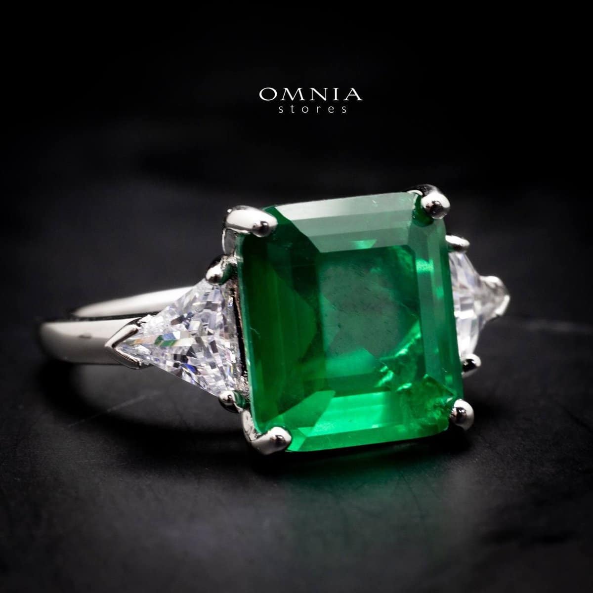Omnia Adelina Green 925 Silver Ring in High Quality Simulated Diamonds - OMNIASTORES UAE