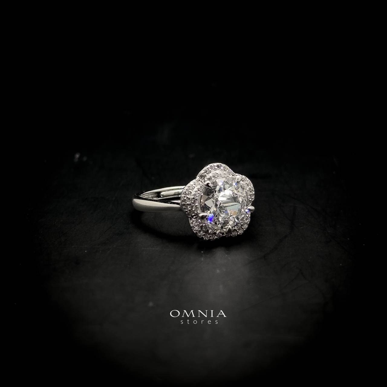 Omnia Nisma Floral Ring in 92.5 Silver with High Quality Iced Cut Stone - OMNIASTORES UAE