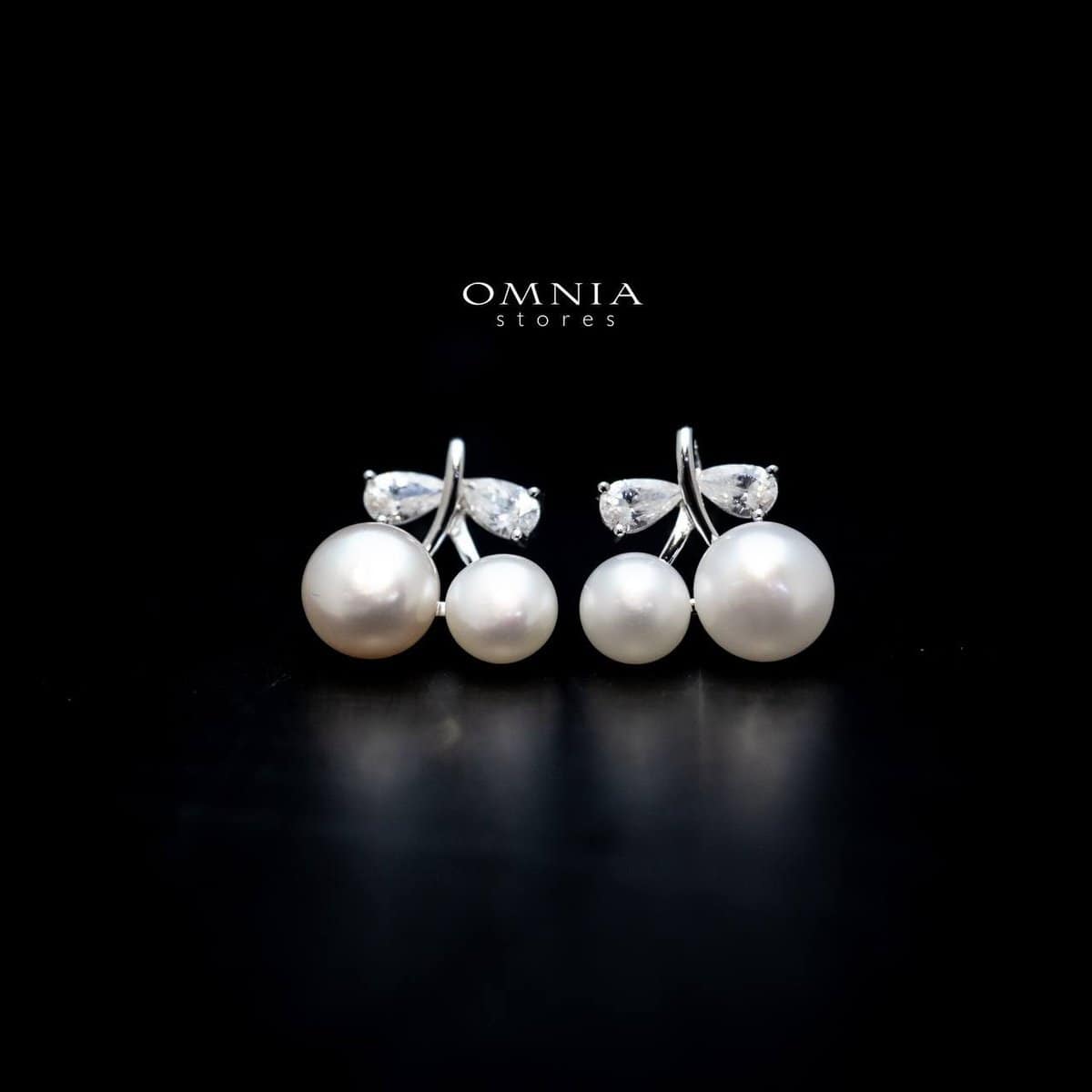 Omnia Chloe Pearl Earrings with Iced Cut Stones in High Quality 92.5 Silver - OMNIASTORES UAE