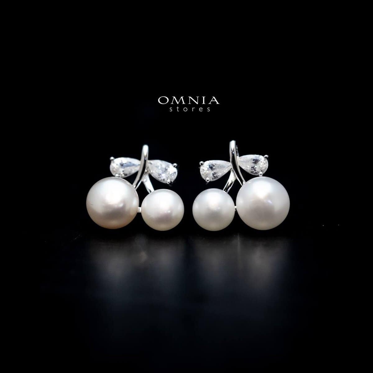 Omnia Chloe Pearl Earrings with Iced Cut Stones in High Quality 92.5 Silver - OMNIASTORES UAE