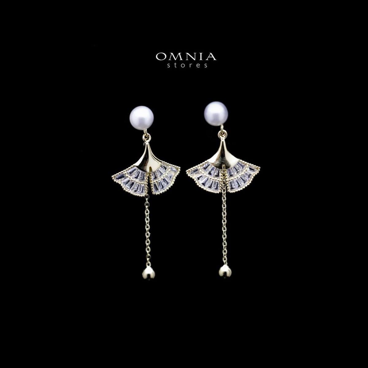 Omnia Diana Pearl Earrings with Iced Cut Stones in High Quality 92.5 Silver - OMNIASTORES UAE
