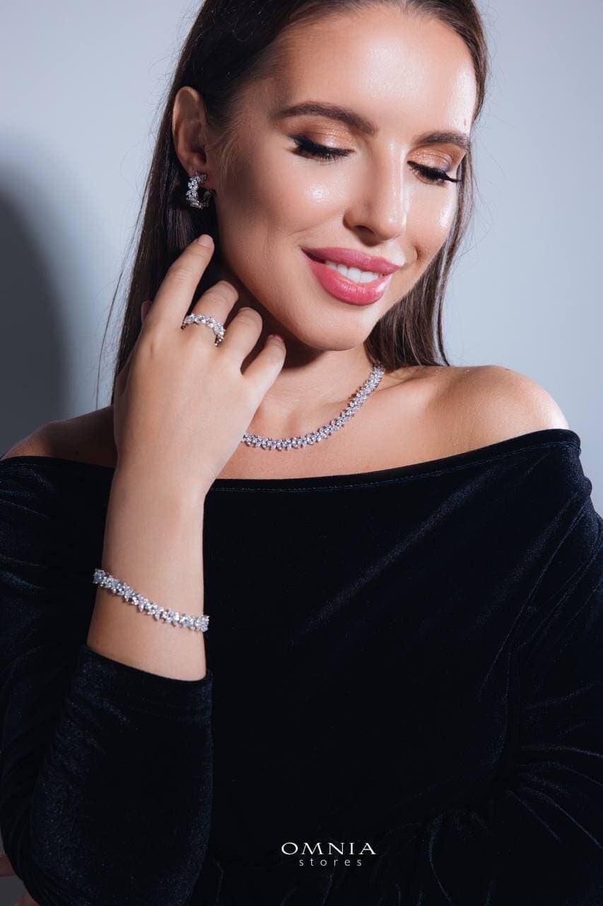 Omnia Lamara Floral-Inspired Ring in 92.5 Silver with High Quality Iced Cut Stones - OMNIASTORES UAE