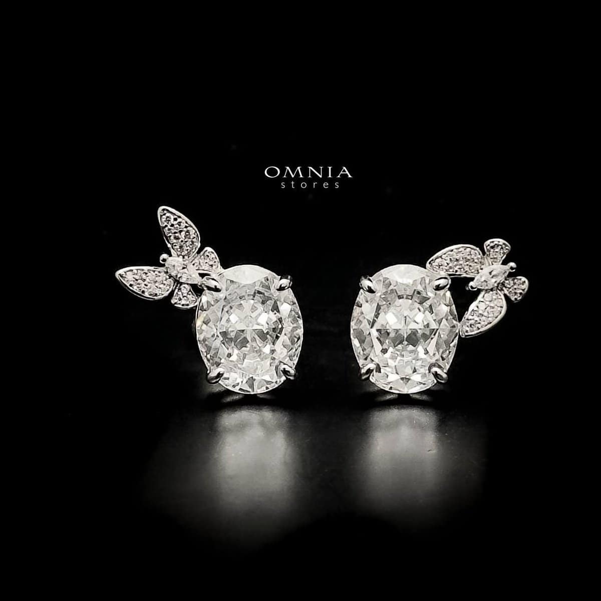 Omnia Maysun Pure White Earrings in 92.5 Silver with High Quality Simulated Diamonds - OMNIASTORES UAE
