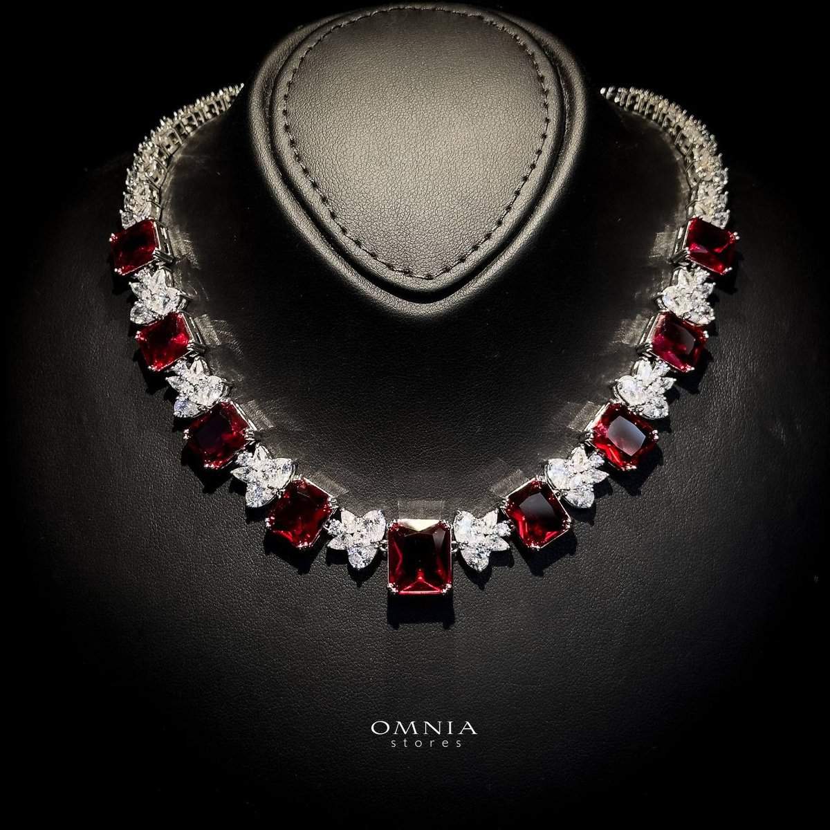 Omnia Amelia Red Bridal Full Set in High Quality Simulated Diamonds - OMNIASTORES UAE