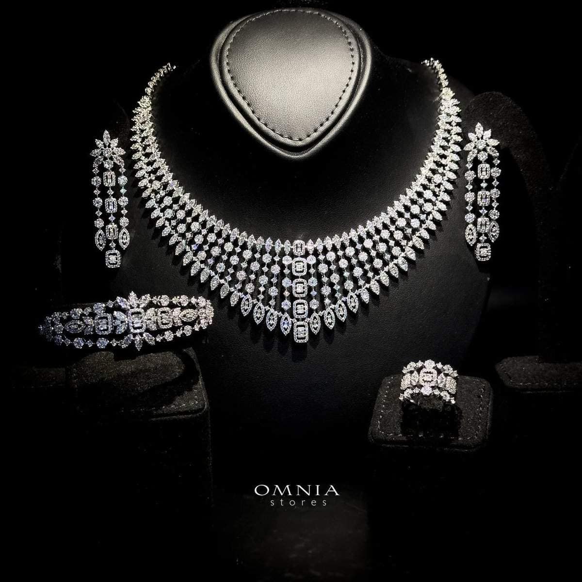 Omnia Andrea White - OMNIASTORES UAE