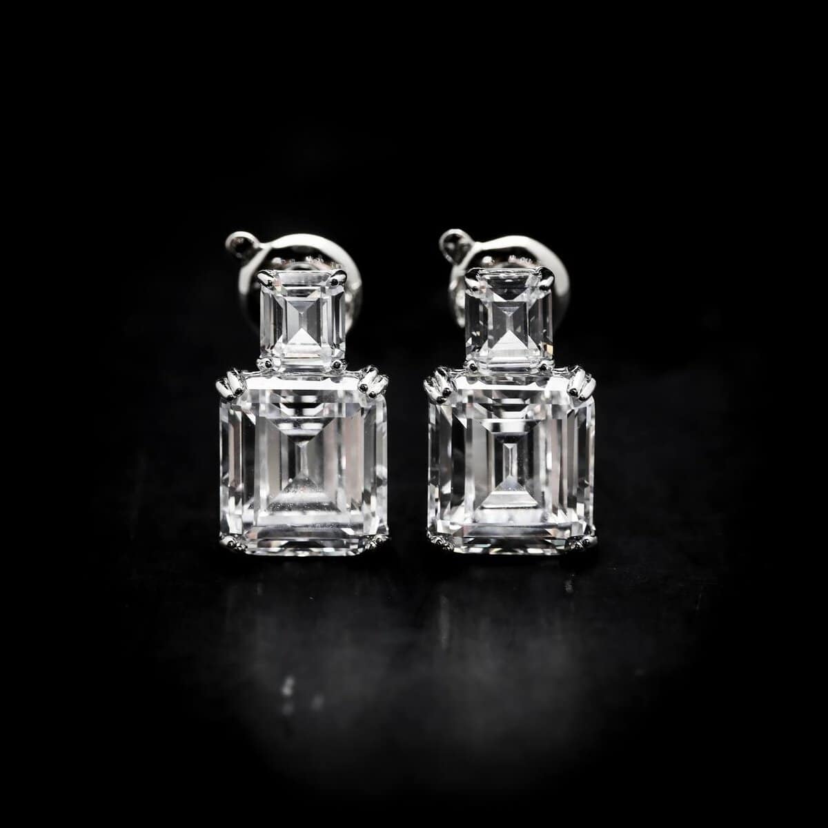 Omnia Candice White Emerald Cut Clip-On Earrings in 92.5 Silver with High Quality Simulated Diamonds - OMNIASTORES UAE