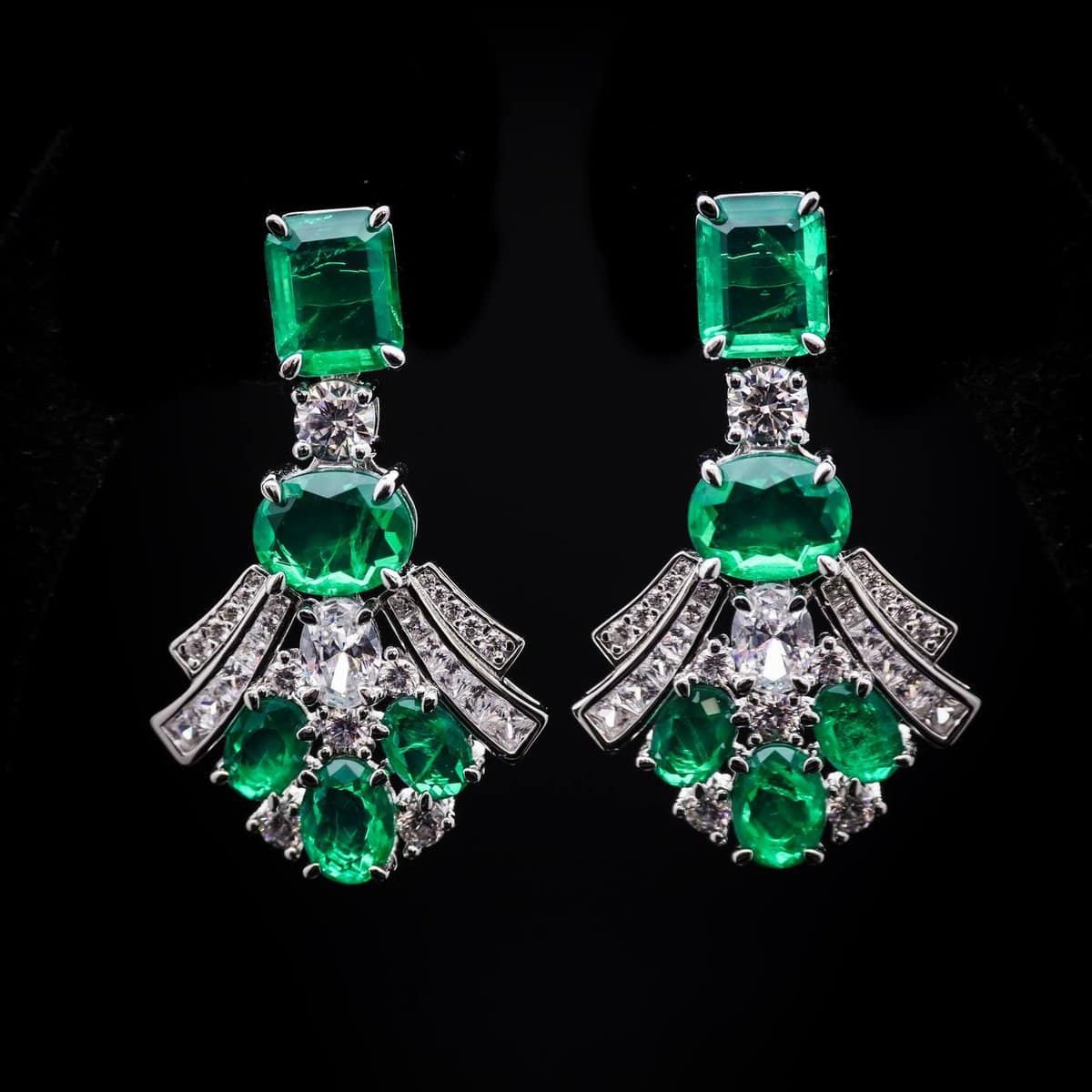Omnia Karina Green Mixed-Cut Drop Earrings in 92.5 Silver with High Quality Simulated Diamonds - OMNIASTORES UAE