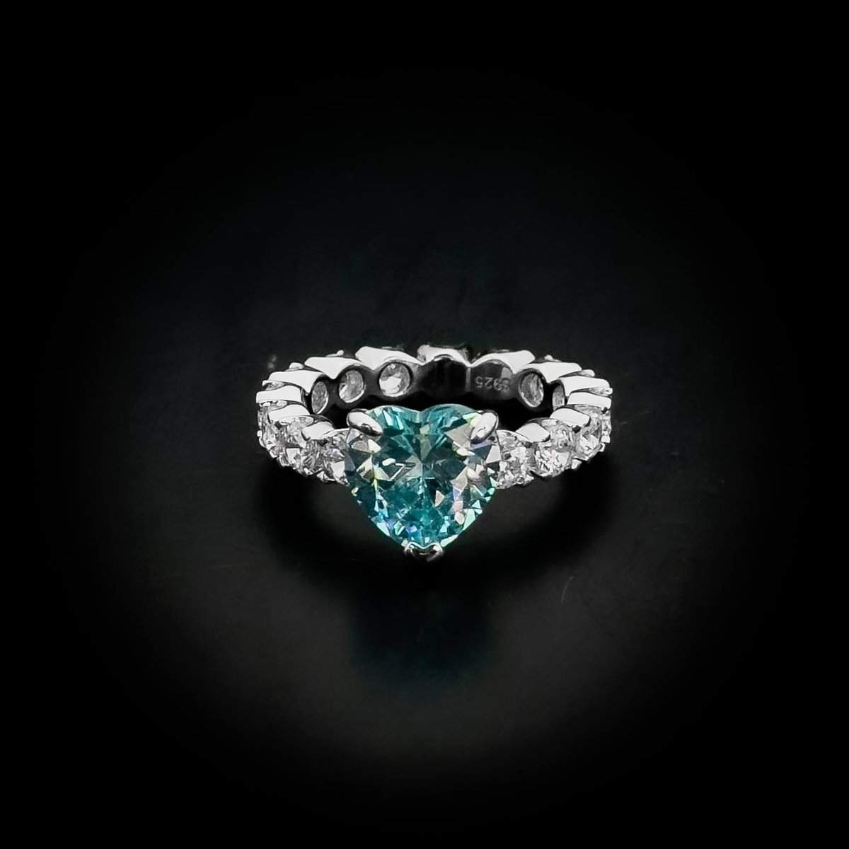Omnia Sky Blue Heart Ring in 92.5 Silver with High-Quality Simulated Diamonds - OMNIASTORES UAE