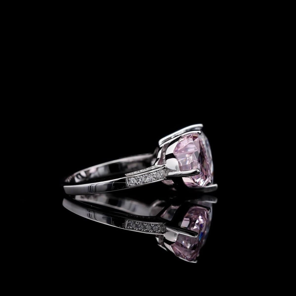 Omnia Dual Heart Ring in 92.5 Silver with High-Quality White and Pink Simulated Diamonds - OMNIASTORES UAE