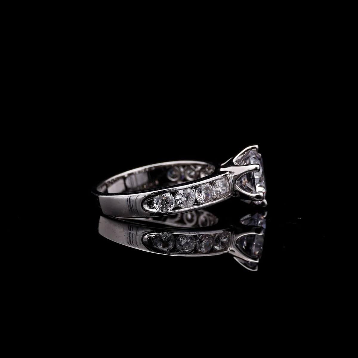 Omnia Layla White Solitaire Ring in 92.5 Silver with High-Quality Simulated Diamonds - OMNIASTORES UAE