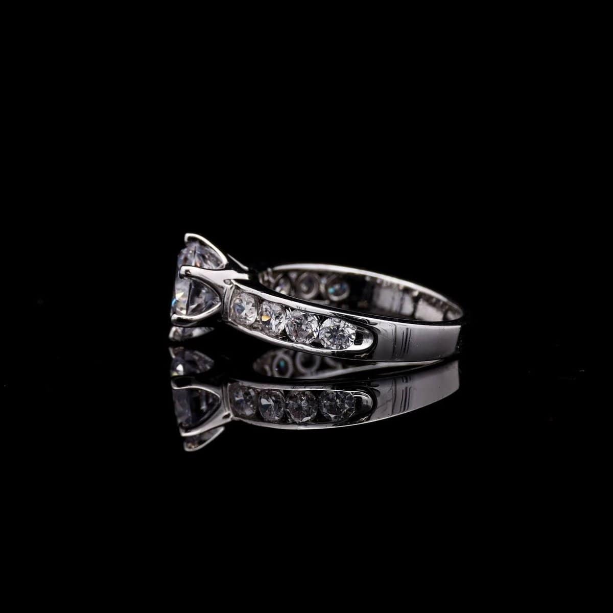 Omnia Layla White Solitaire Ring in 92.5 Silver with High-Quality Simulated Diamonds - OMNIASTORES UAE