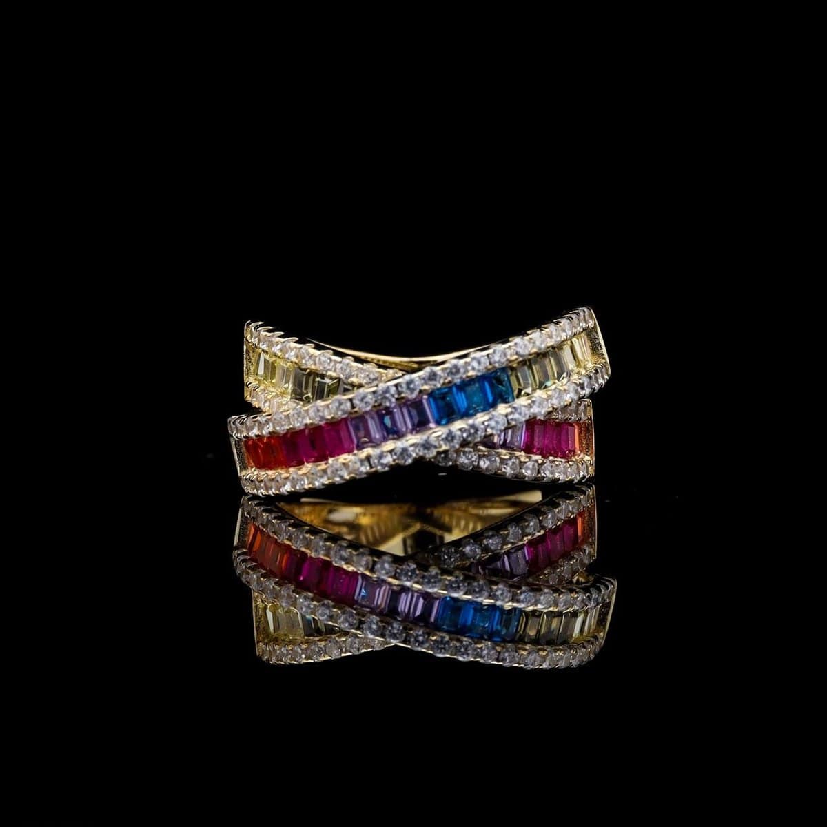Omnia Dana Multi-Colored Criss-Cross Ring in Pure Gold with High-Quality Simulated Diamonds - OMNIASTORES UAE