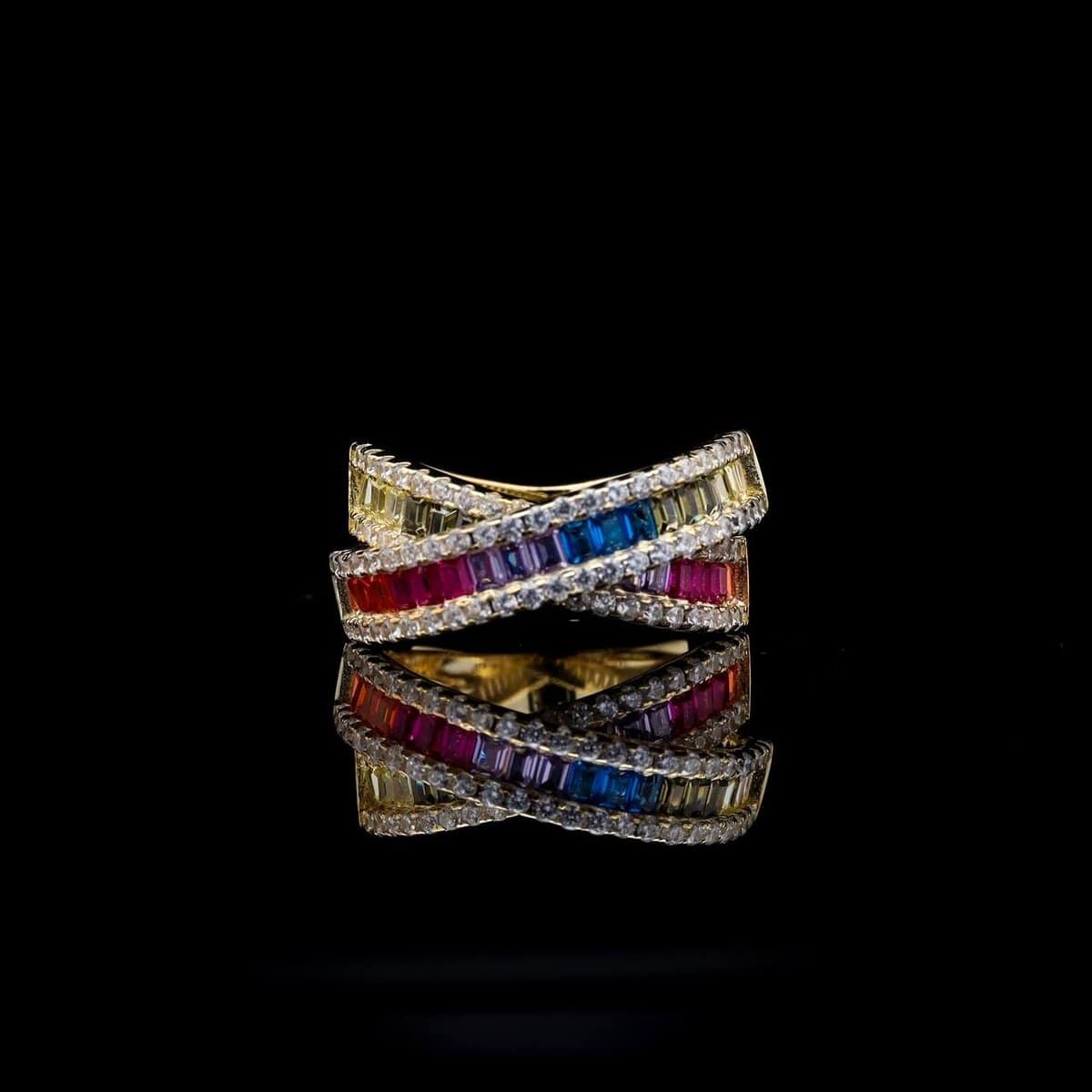 Omnia Dana Multi-Colored Criss-Cross Ring in Pure Gold with High-Quality Simulated Diamonds - OMNIASTORES UAE