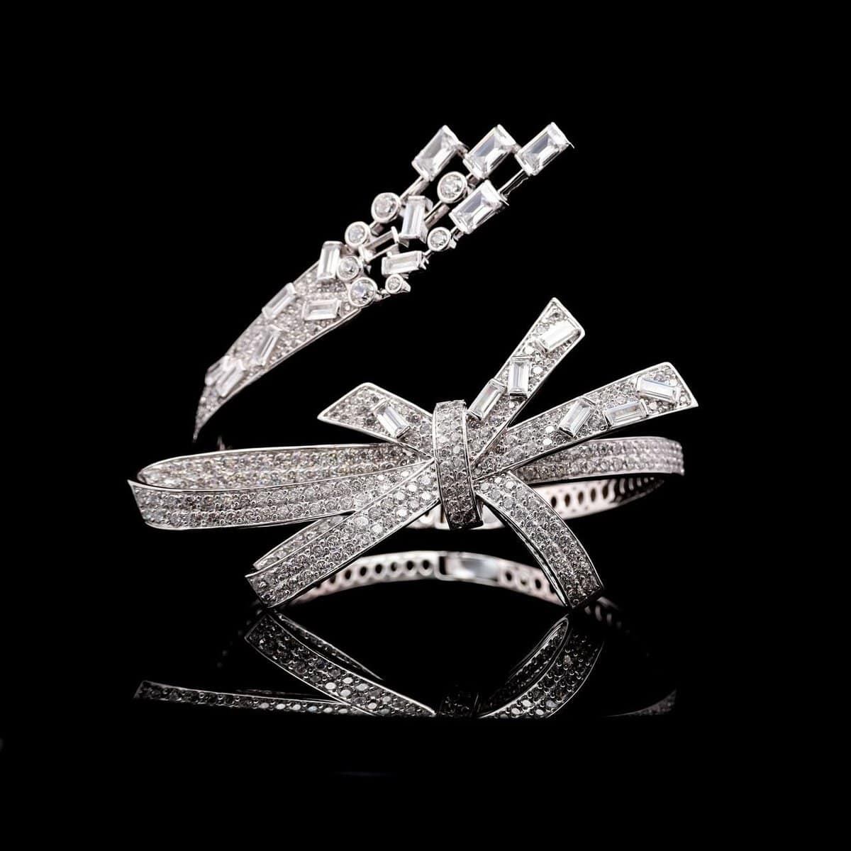 Omnia Celeste Bow Design Bangle in 925 Silver with High-Quality Simulated Diamonds and Intricate Detailing - OMNIASTORES UAE