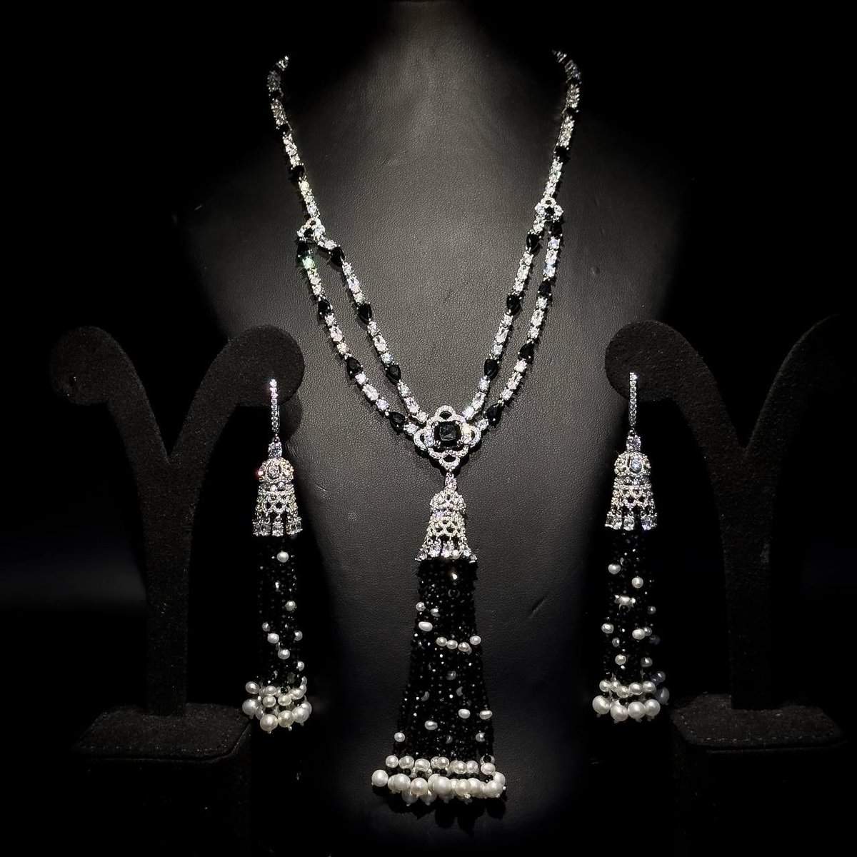 Omnia Mariella Onyx Tassel Necklace and Earring Set in High-Quality Simulated Diamonds with Black Pearl Details - OMNIASTORES UAE