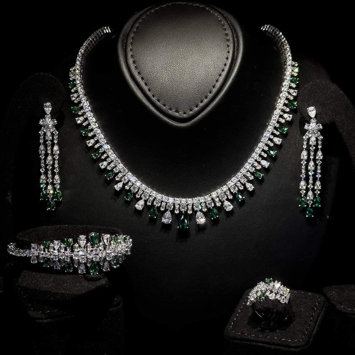 Omnia Nisrine Green - OMNIASTORES UAE