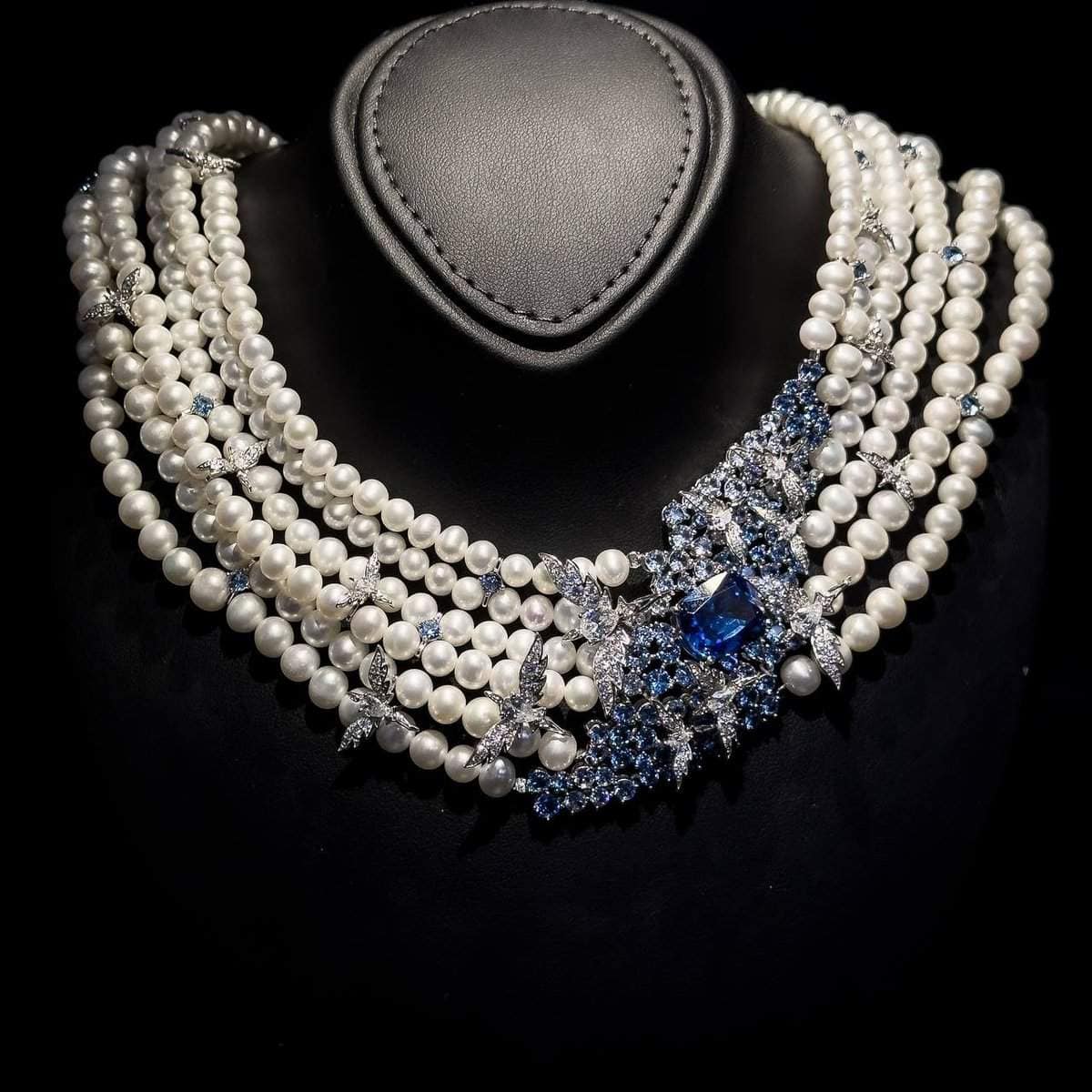 Omnia Blue Butterfly Pearl Necklace in 925 Silver with High Quality Simulated Diamonds - OMNIASTORES UAE