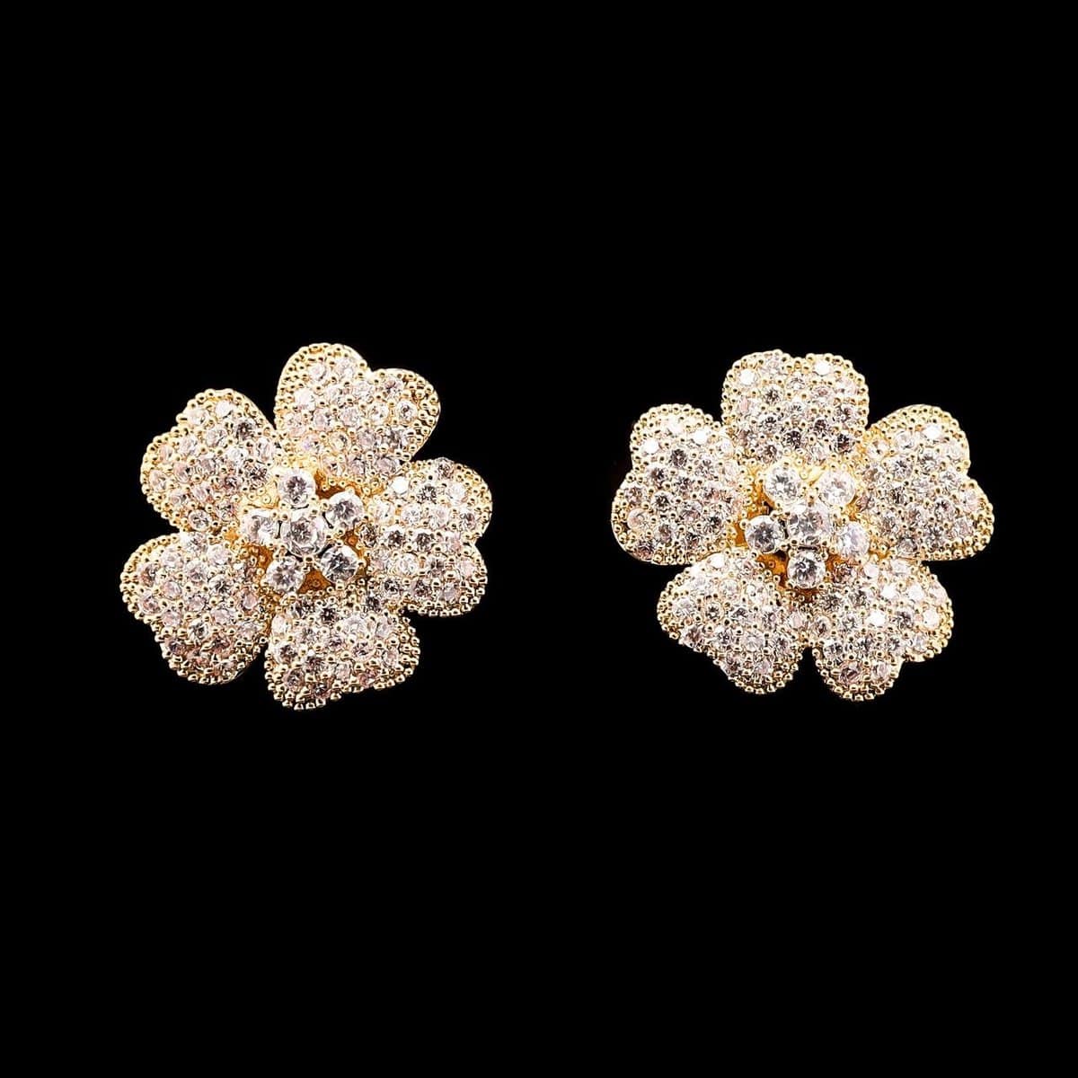 Omnia Golden Floral Earrings with High-Quality Zircon Stones in Rhodium Plated - OMNIASTORES UAE