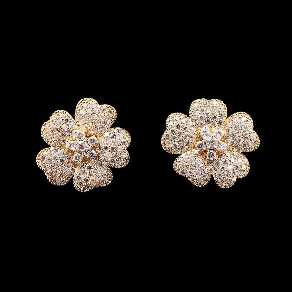 Omnia Golden Floral Earrings with High-Quality Zircon Stones in Rhodium Plated - OMNIASTORES UAE