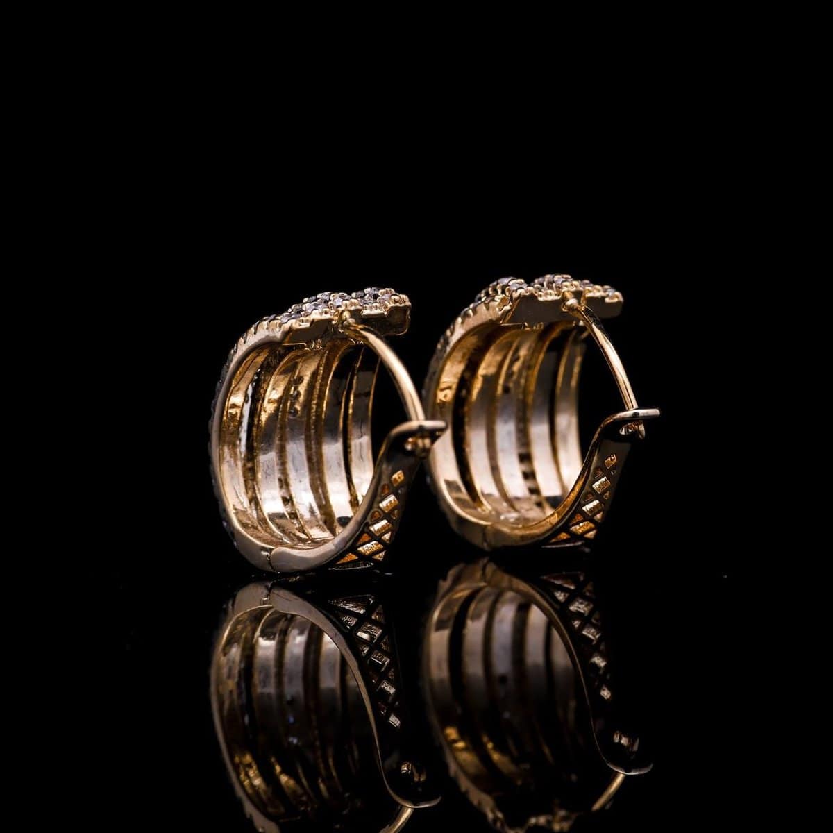 Omnia Zaina Gold Hoop Earrings in High-Quality Yellow Zircon Stone in Rhodium Plated with Multi-Layered Design - OMNIASTORES UAE
