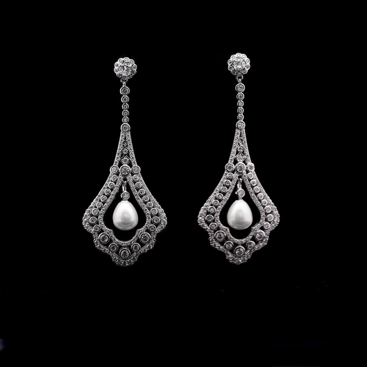 Omnia Silver Teardrop Earrings with High-Quality Zircon Stones and Pearl in Rhodium-Plated Finish - OMNIASTORES UAE