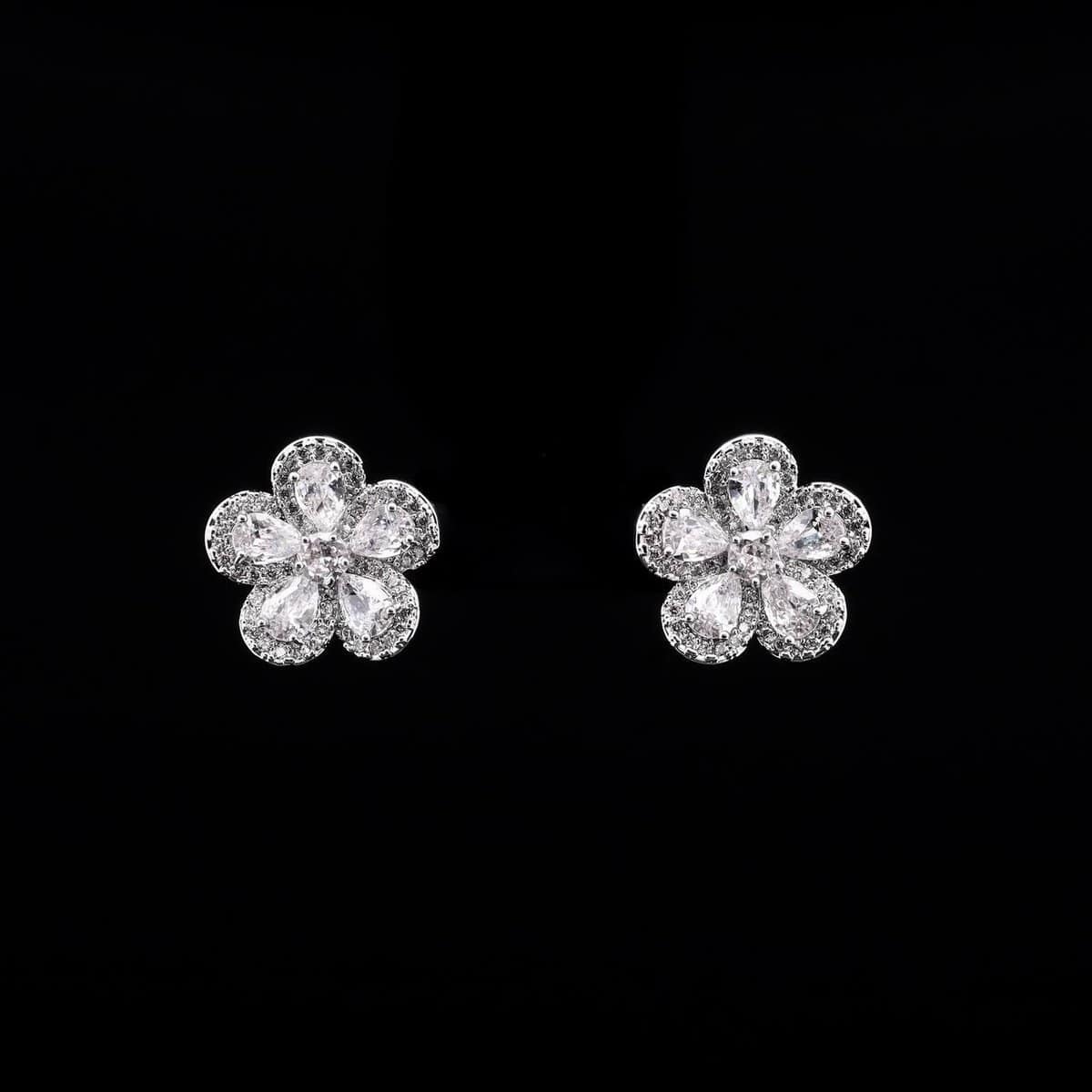 Omnia Tala White Floral Stud Earrings with High-Quality Zircon Stones in Rhodium-Plated Finish - OMNIASTORES UAE