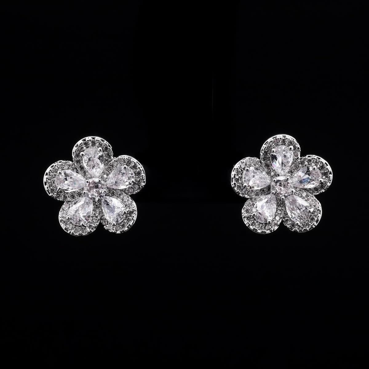 Omnia Tala White Floral Stud Earrings with High-Quality Zircon Stones in Rhodium-Plated Finish - OMNIASTORES UAE