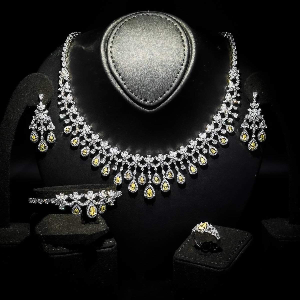 Omnia Ayla Yellow Bridal Full Set in High-Quality Zircon Stone Rhodium Plated - OMNIASTORES UAE