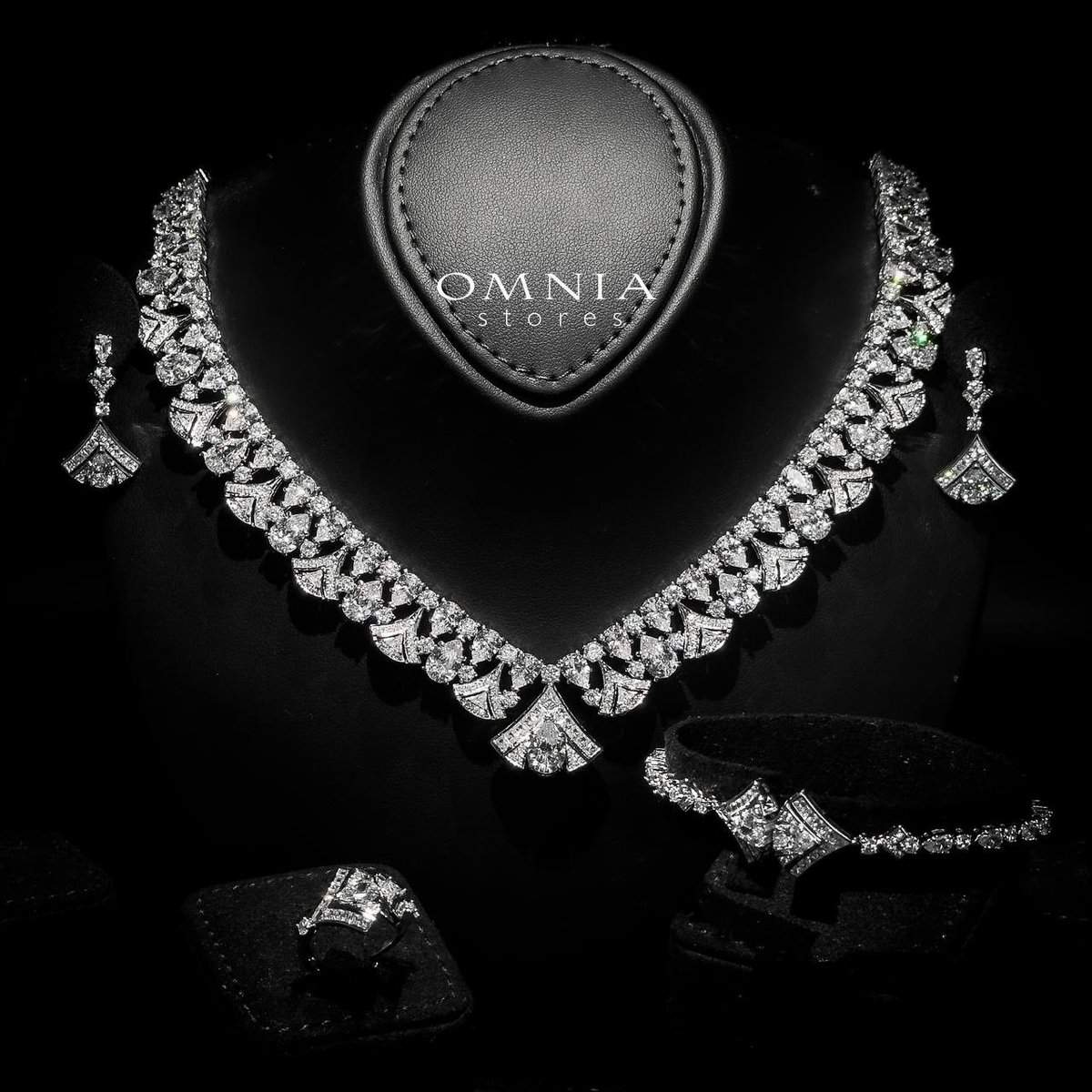 Omnia Elizabeth White Luxury Full Jewelry Set - OMNIASTORES UAE