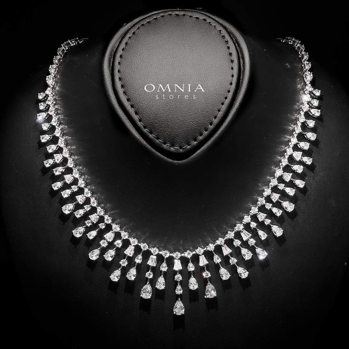 Omnia Xena Pure White Zircon Wedding Jewellery Set - OMNIASTORES UAE