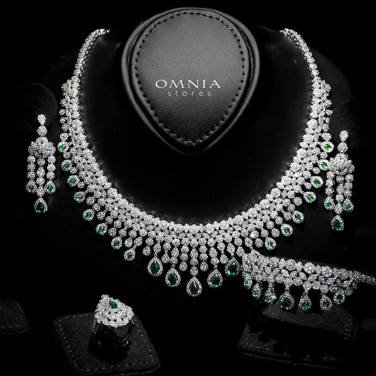 Omnia Daisy Green Bridal Full Set in High Quality Zircon Stone in Rhodium Plated - OMNIASTORES UAE