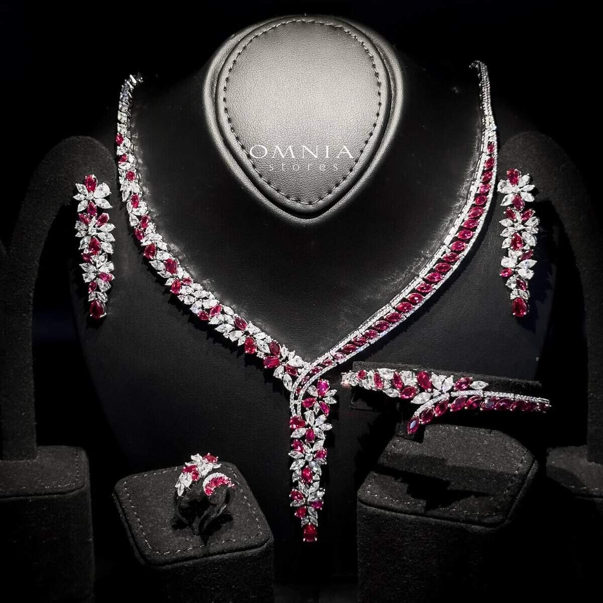 Omnia Basant Maroon - OMNIASTORES UAE