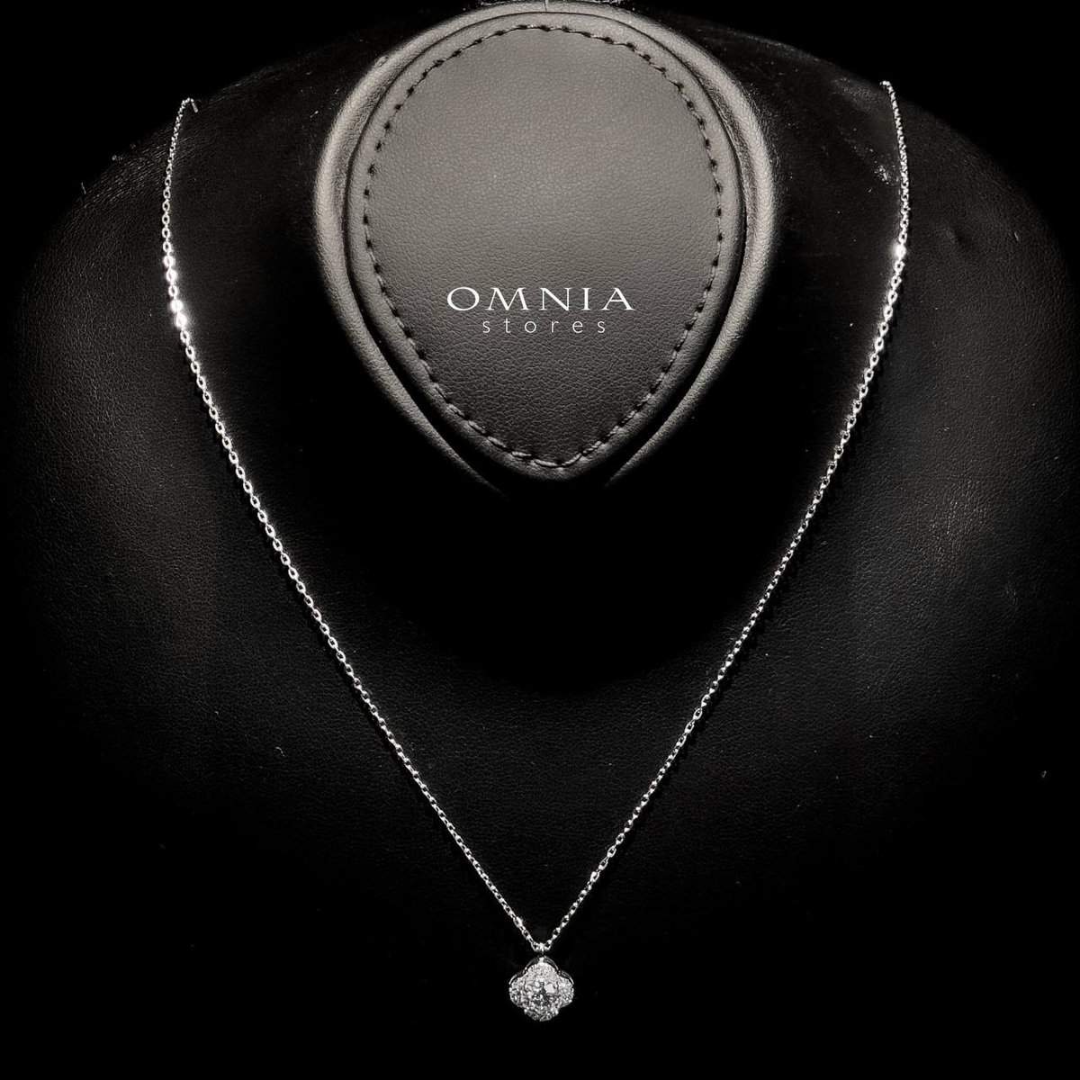 Omnia Bianca Clover Pendant Necklace in 92.5 Silver with High-Quality Iced Cut Stones - OMNIASTORES UAE