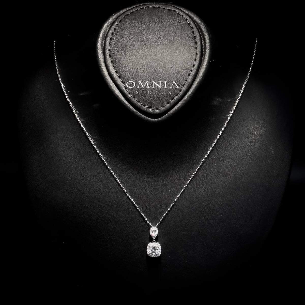 Omnia Madison Drop Pendant Necklace in 92.5 Silver with High-Quality Iced Cut Stones - OMNIASTORES UAE