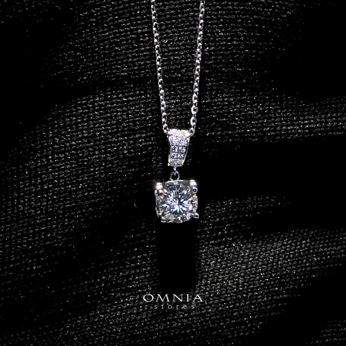 Omnia Dana Solitaire Pendant Necklace in 92.5 Silver with High Quality Iced Cut Stone - OMNIASTORES UAE