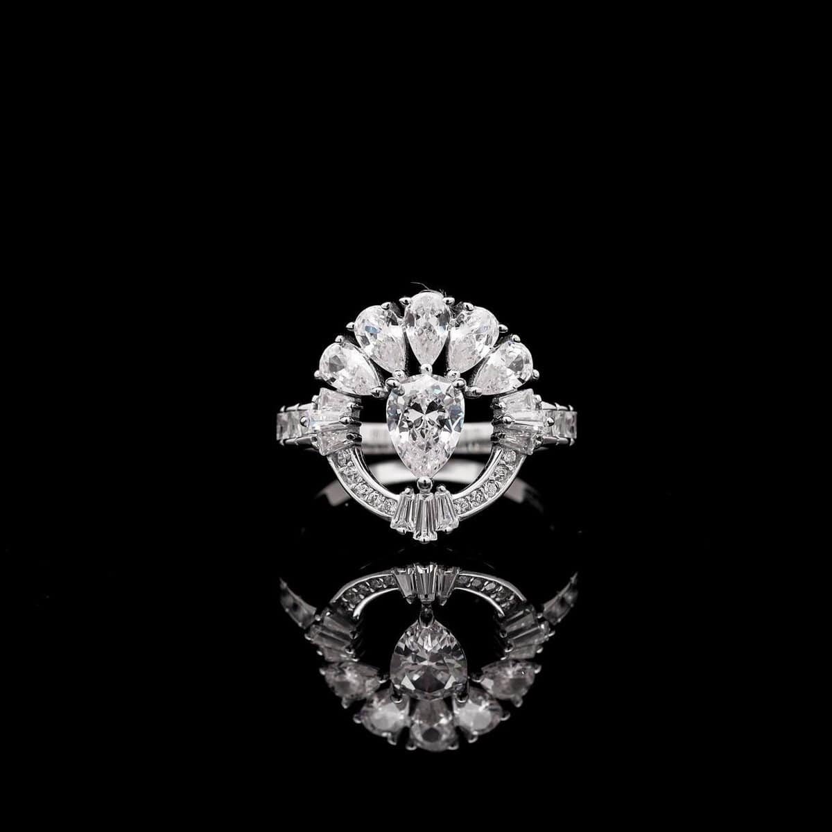 Omnia Maram White Bridal Full Set with High-Quality Simulated Diamonds and Teardrop Design in Rhodium Plated - OMNIASTORES UAE