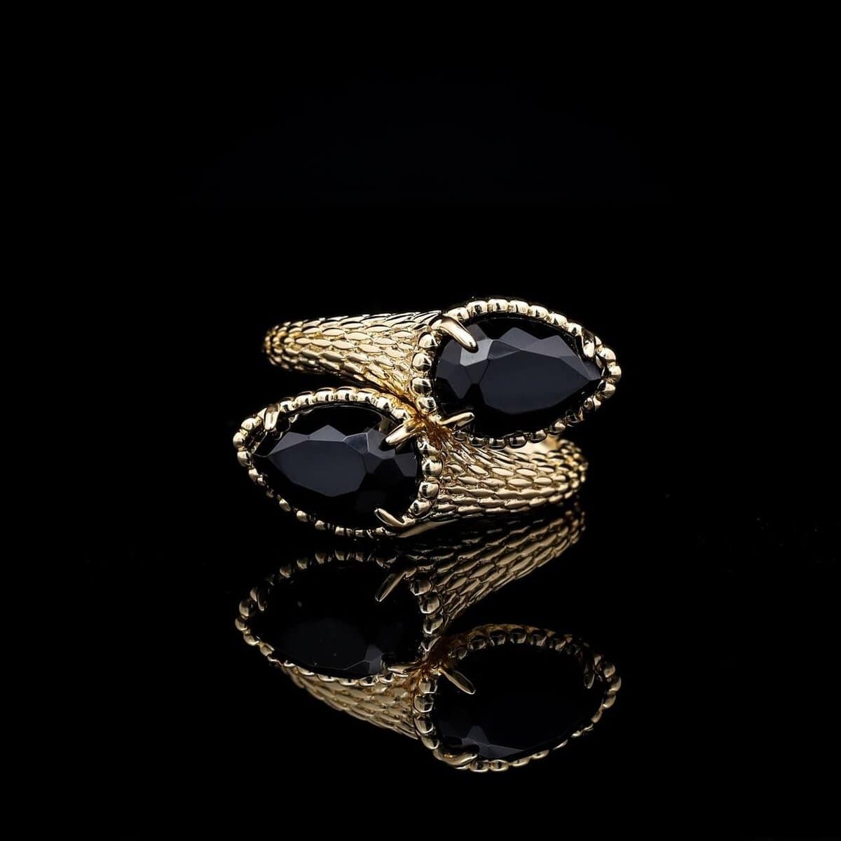 Omnia Ring in Black Agate Stone in High-Quality Gold Plated - OMNIASTORES UAE
