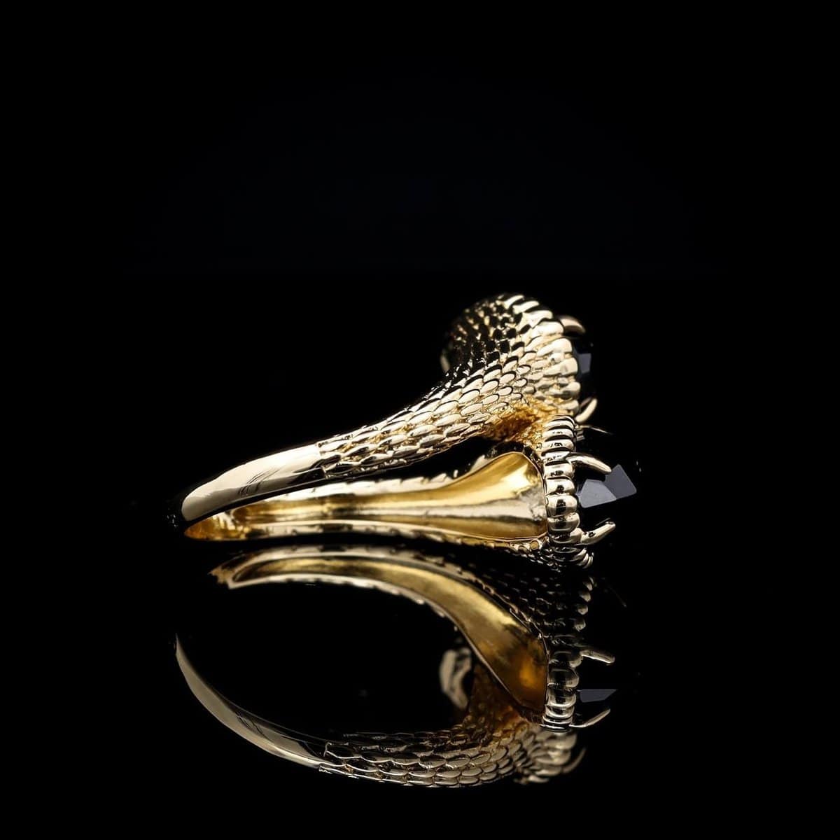 Omnia Ring in Black Agate Stone in High-Quality Gold Plated - OMNIASTORES UAE