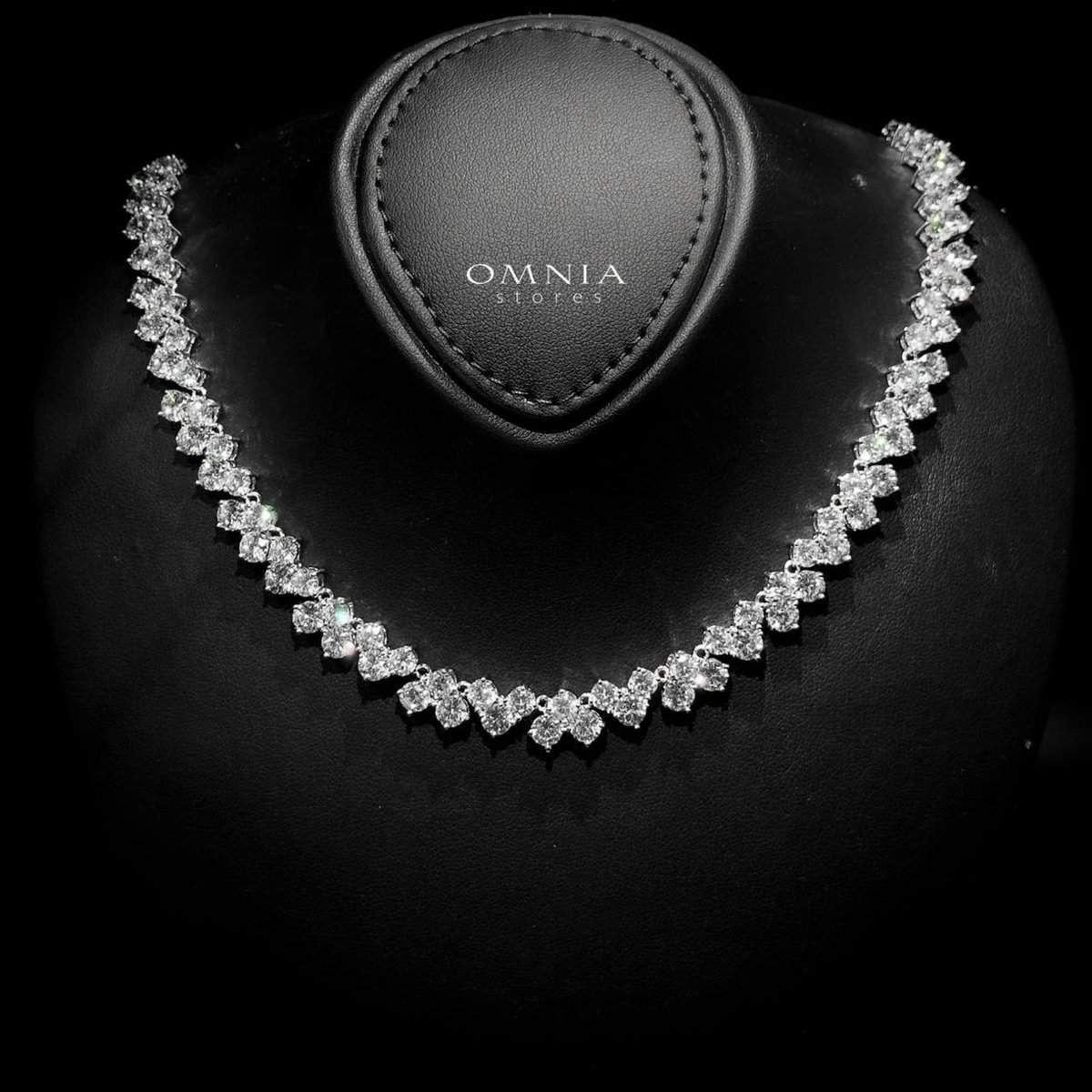Omnia Hessa White Bridal Full Set in High Quality Simulated Diamonds - OMNIASTORES UAE