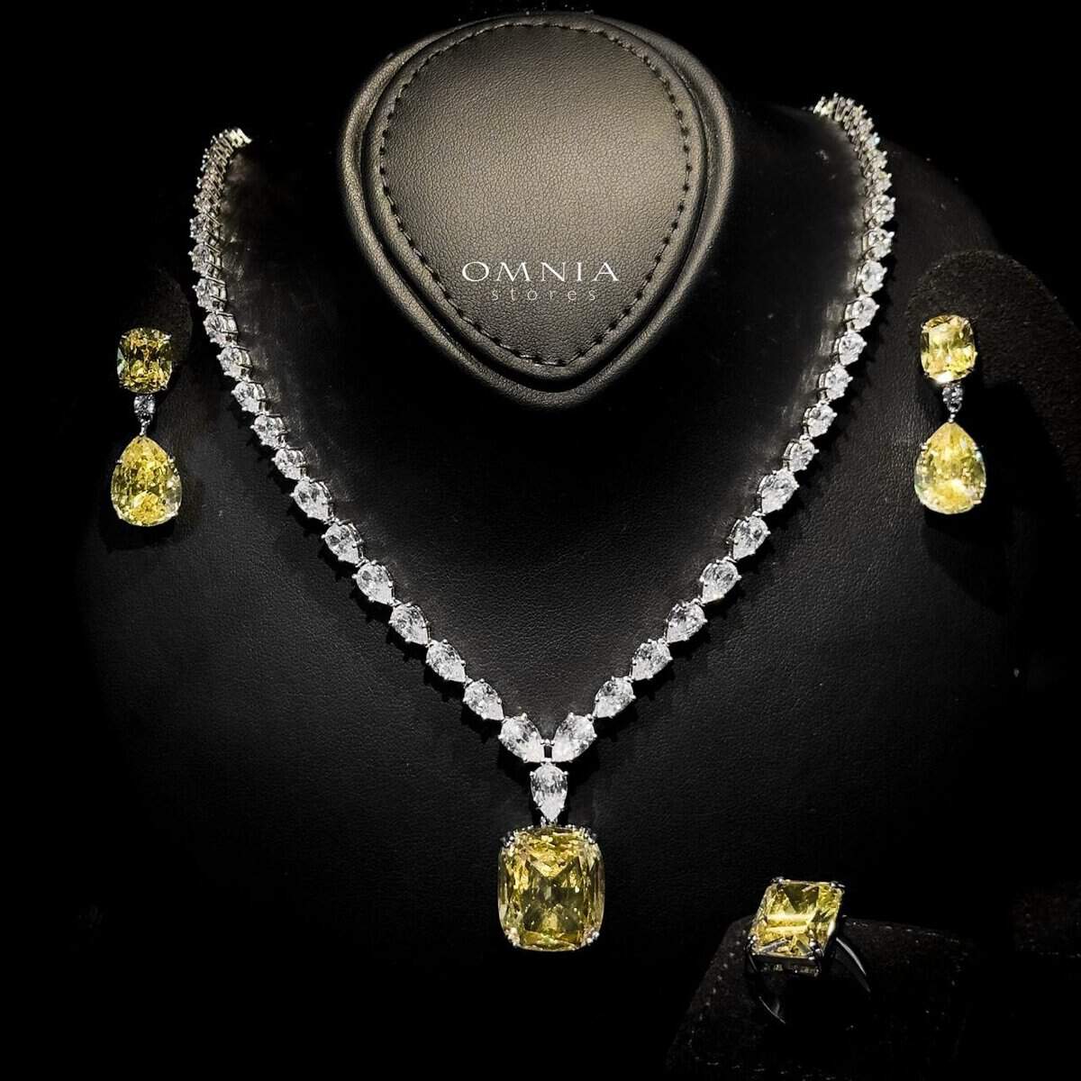 Omnia Audrey Yellow Bridal Full Set in High Quality Simulated Diamonds - OMNIASTORES UAE