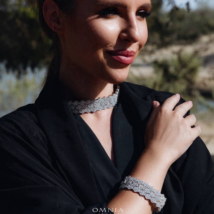 Omnia Saima Silver Set in 925 Silver with High-Quality Simulated Diamonds - OMNIASTORES UAE